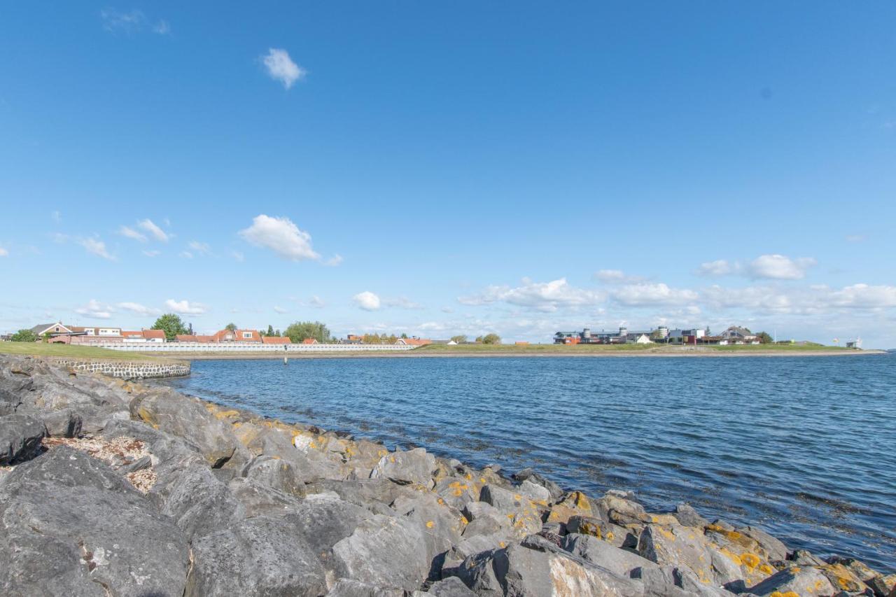 Middensluis Vakantiehuis 韦默尔丁厄 外观 照片
